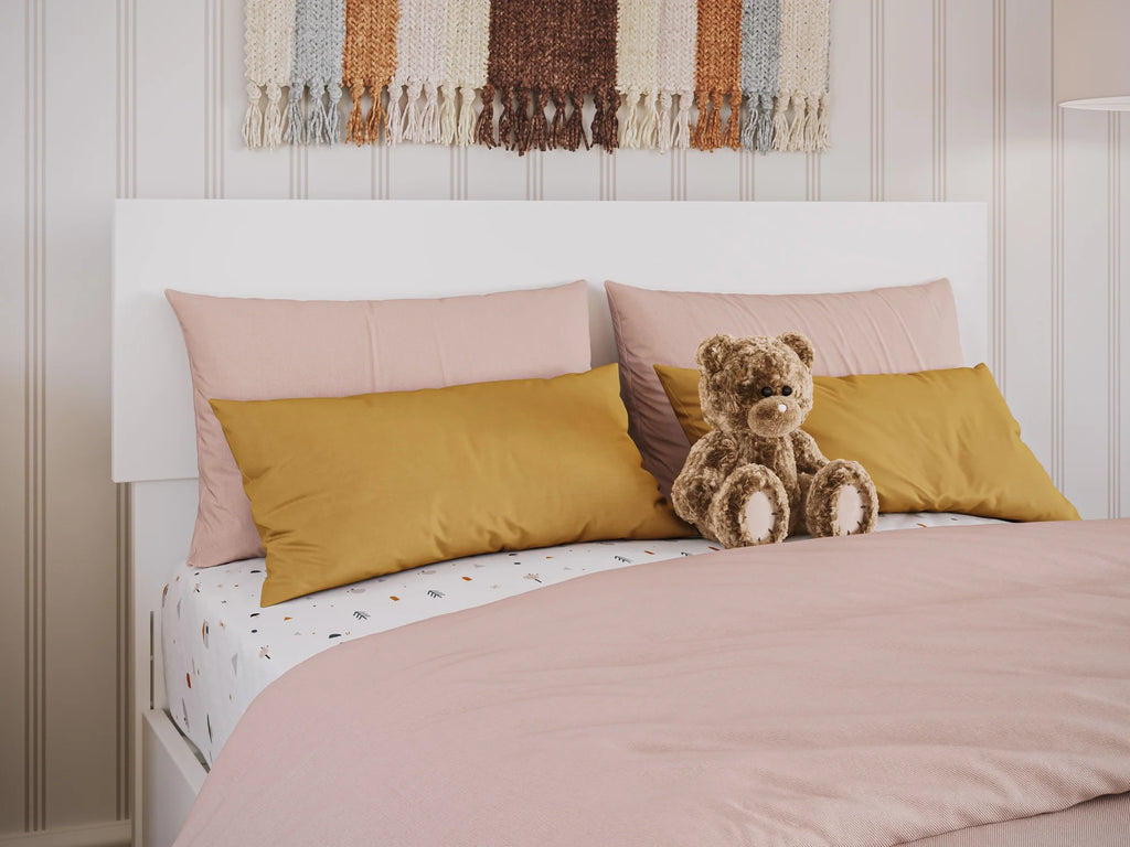 White Twin Solid Wood Platform Bed P200300