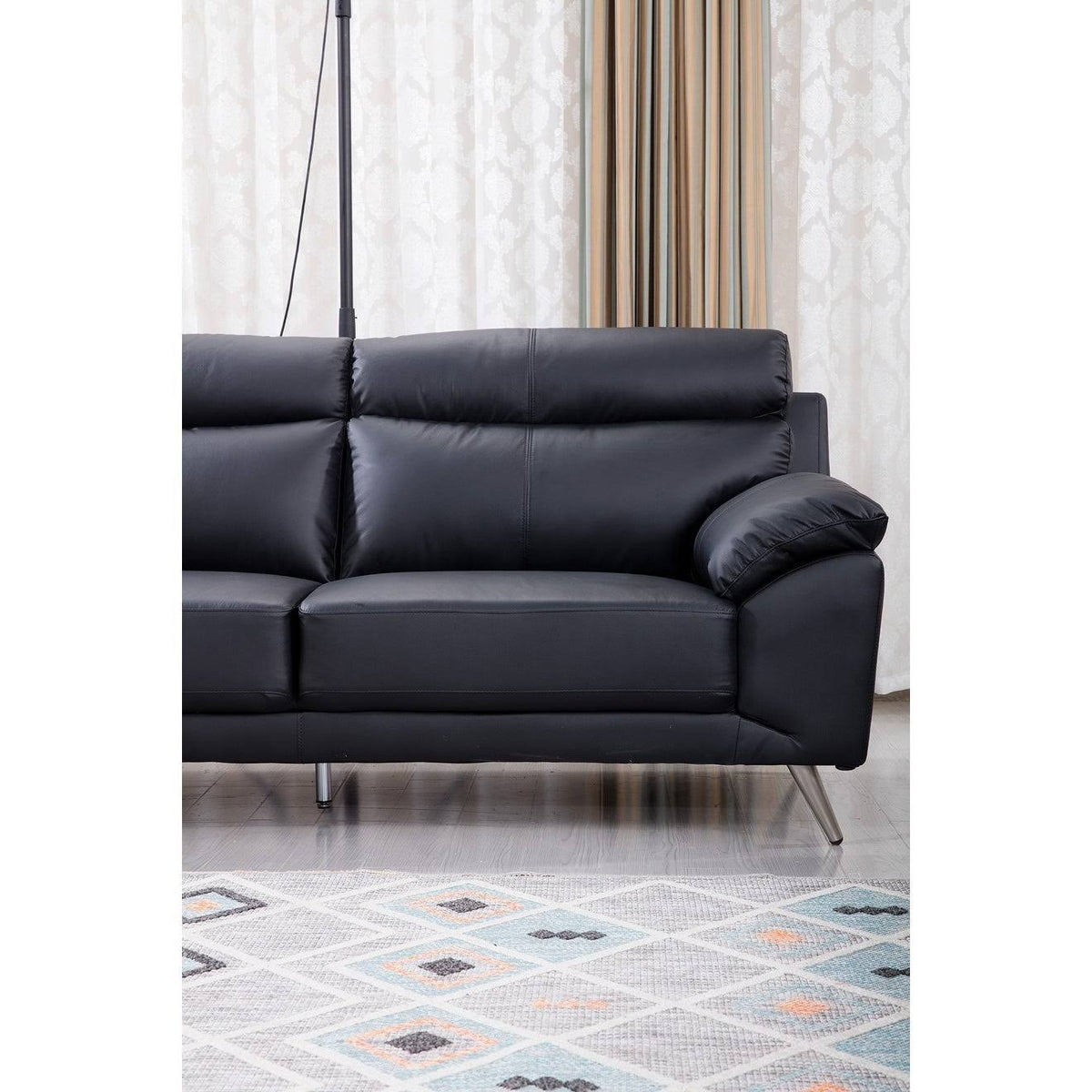 White Leather Accent Chair P61694