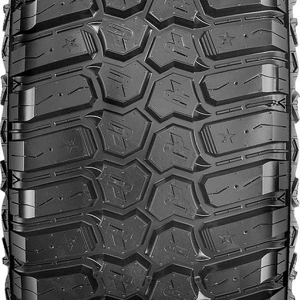Mud Terrain Light Truck Tire O53696