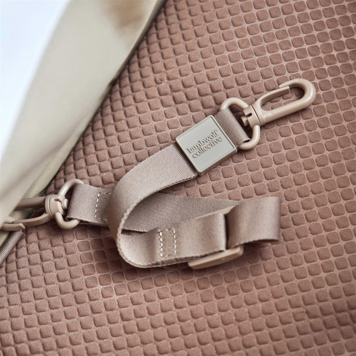 Canvas Lightweight Water Resistant Pet Carrier L943