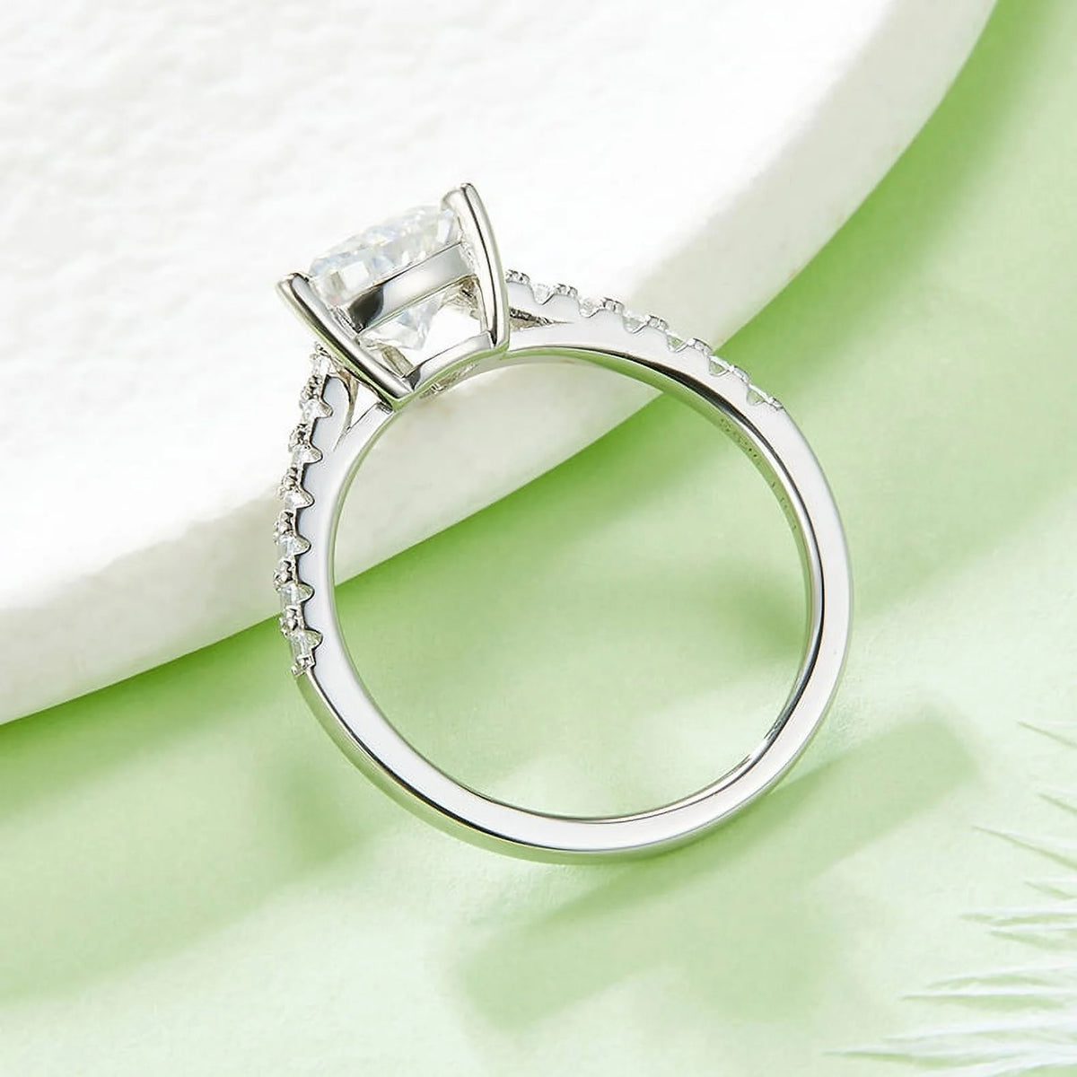 Pear Cut Moissanite Engagement Ring F7862