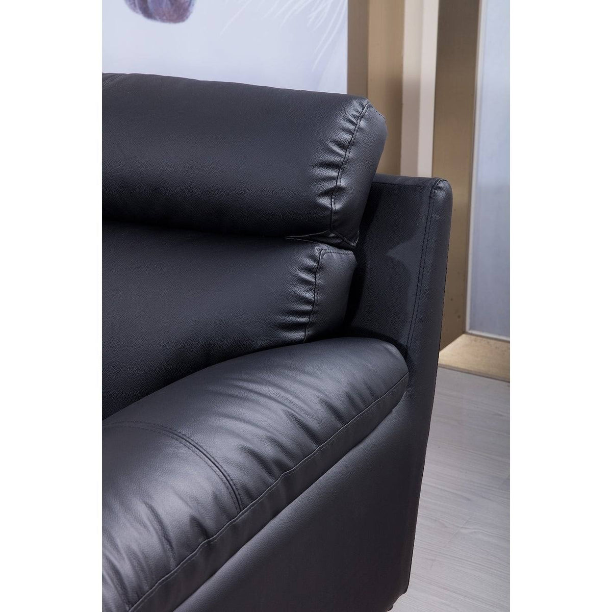 White Leather Accent Chair P61694