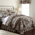 Full/Queen Quilt T3828