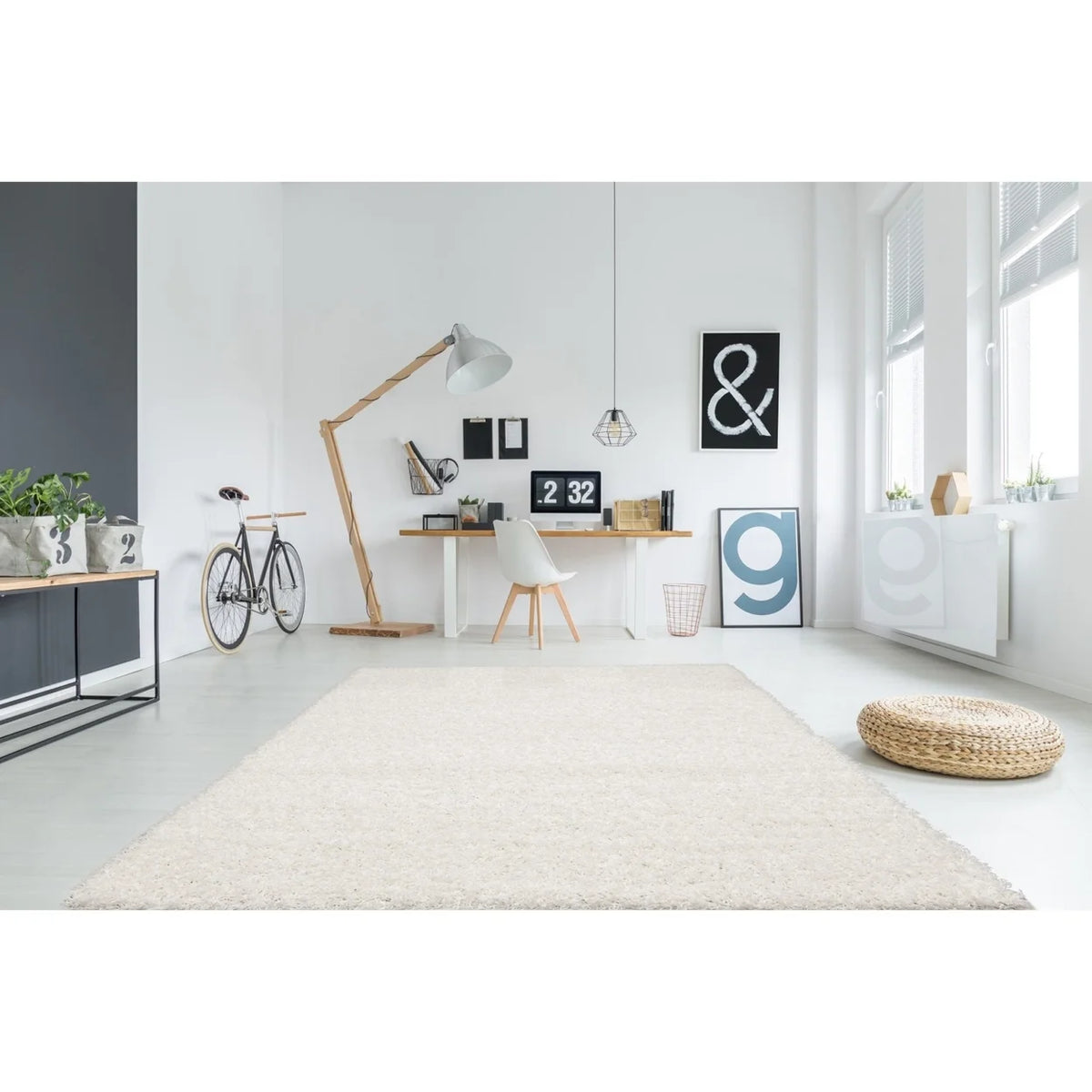 White Shag 5' X 7' Rectangular Rug E846006