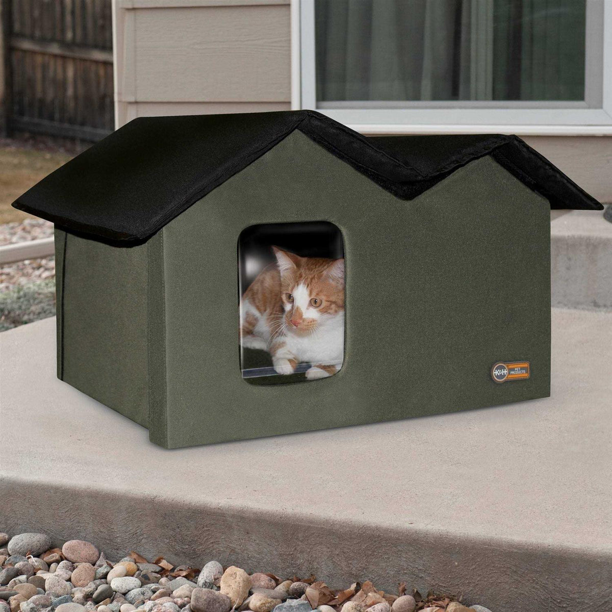 Extra-Wide Outdoor Kitty House O118
