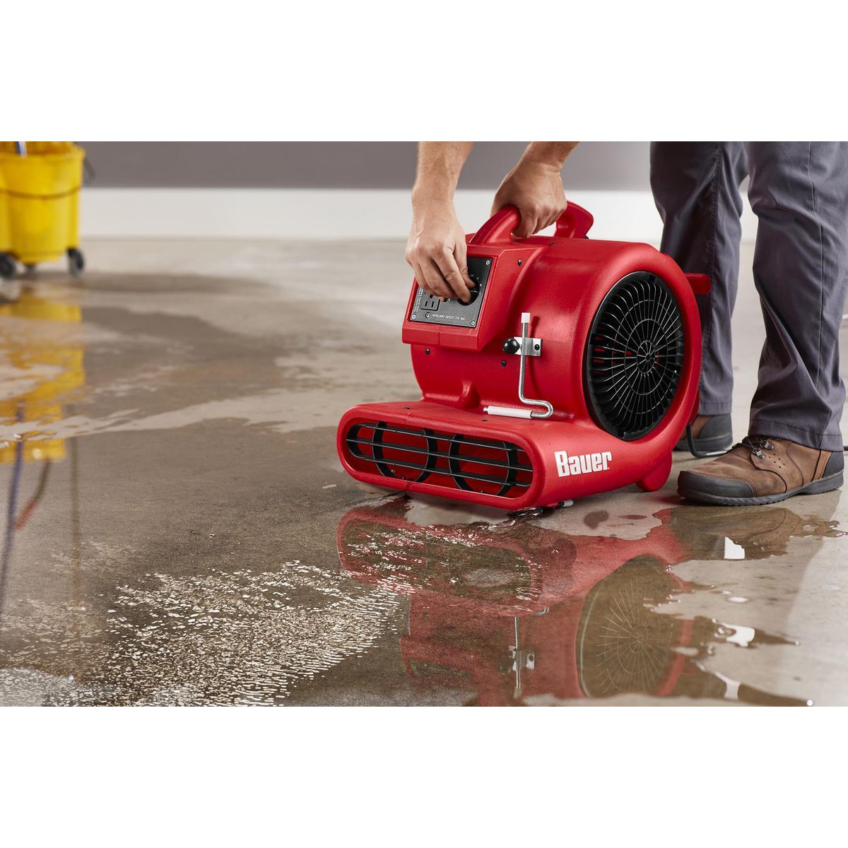 2400 CFM 1/3 HP Floor Blower L425965